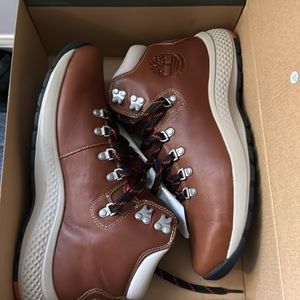 Timberland boot size 10 brown color